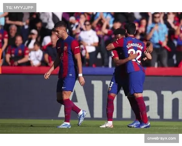 西甲冠军争夺呈现两强争霸 皇马巴萨展开激烈竞争